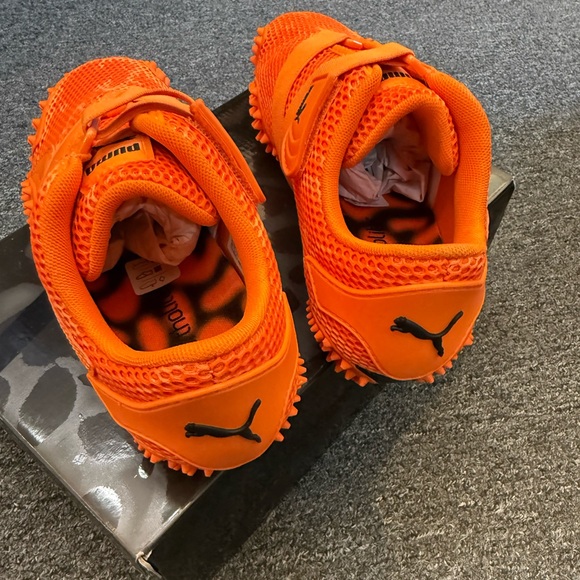 Mostro - Picture 6 of 9